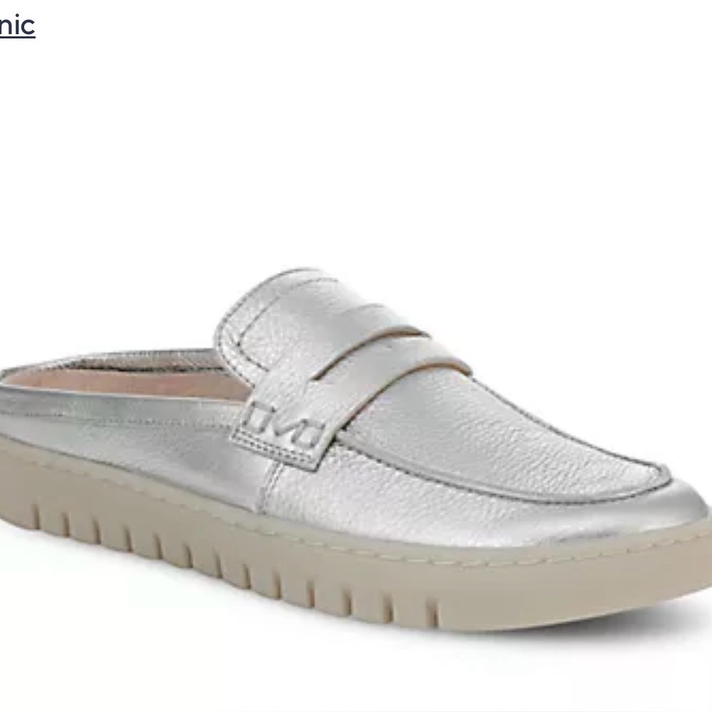 Vionic Women’s Uptown Mule Metallic Silver